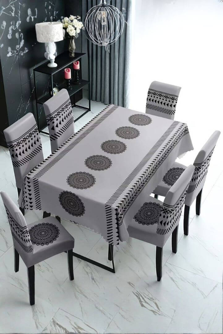 Mantel con 6 fundas de sillas - 